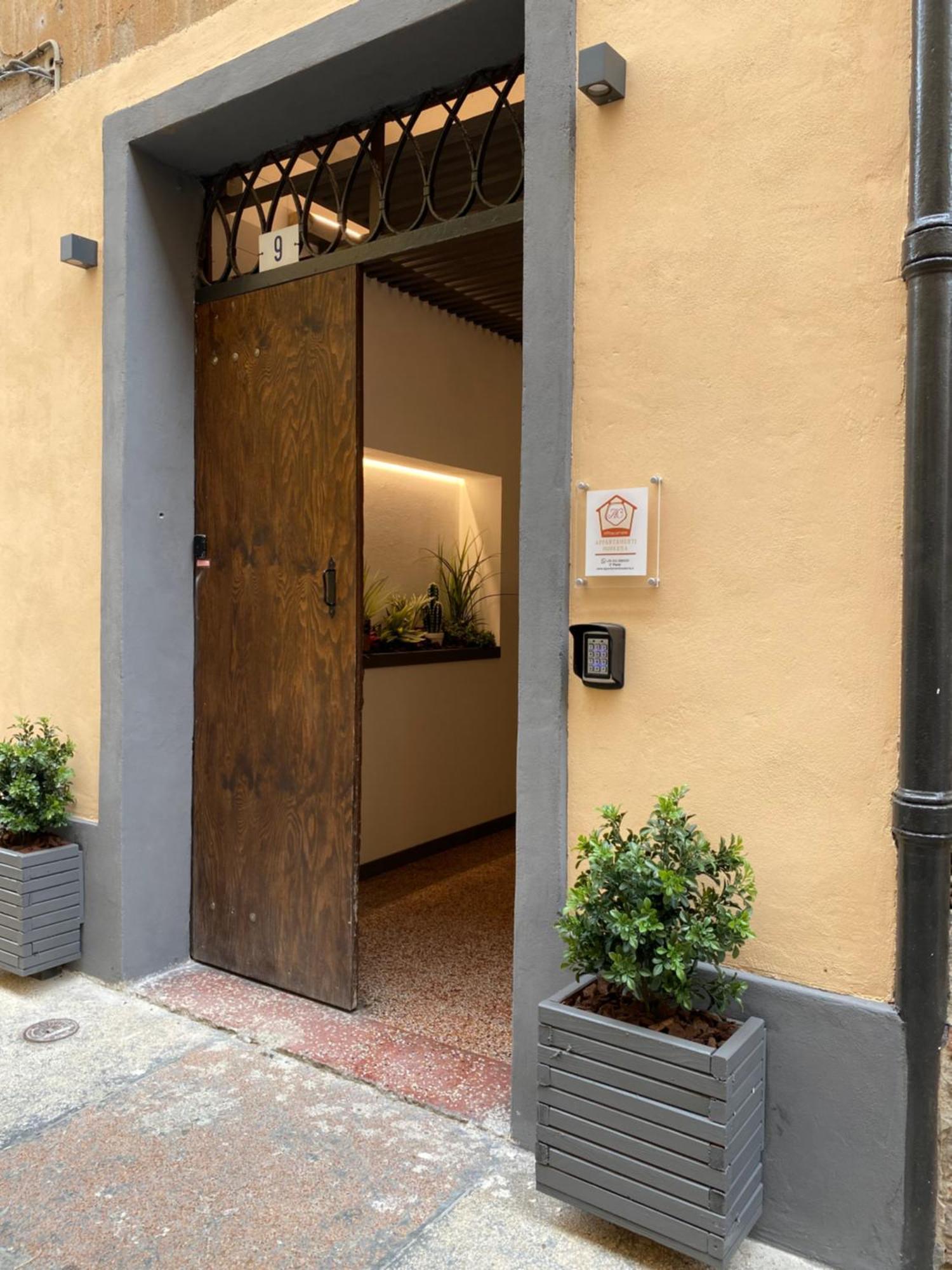 Appartamenti - Moderna - 500M Dal Duomo مودينا المظهر الخارجي الصورة